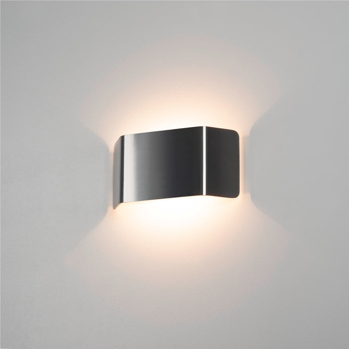 Ambient picture of SLV MANA, lamp shade, aluminium, polished aluminium, L/H/T 27/13,5/6,5 cm