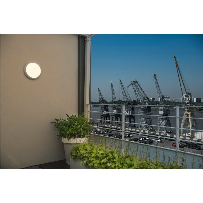 Ambient picture of SLV RUBA 16 CW, LED Outdoor surface-mounted wall and ceiling light, white, IP65, 3000/4000K