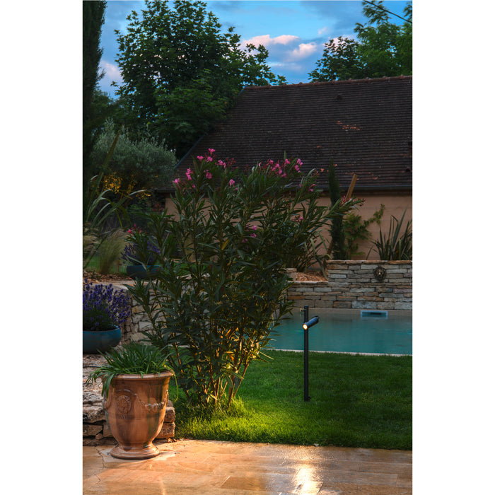 Ambient picture of SLV HELIA SLIM Pole, single, LED outdoor free-standing light, black IP65 3000K