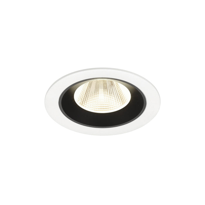Recessed LED downlight with a white metal finish and black interior, featuring a clear lens for optimal light distribution.