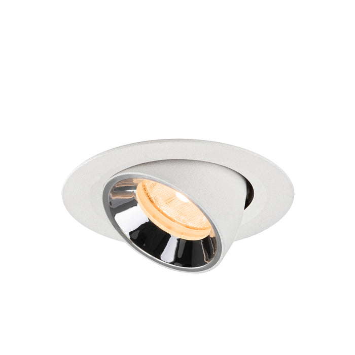 Recessed spotlight in white metal with a polished chrome finish, featuring a warm light bulb and designed for ceiling mounting.