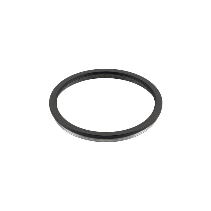 Black rubber o-ring seal.