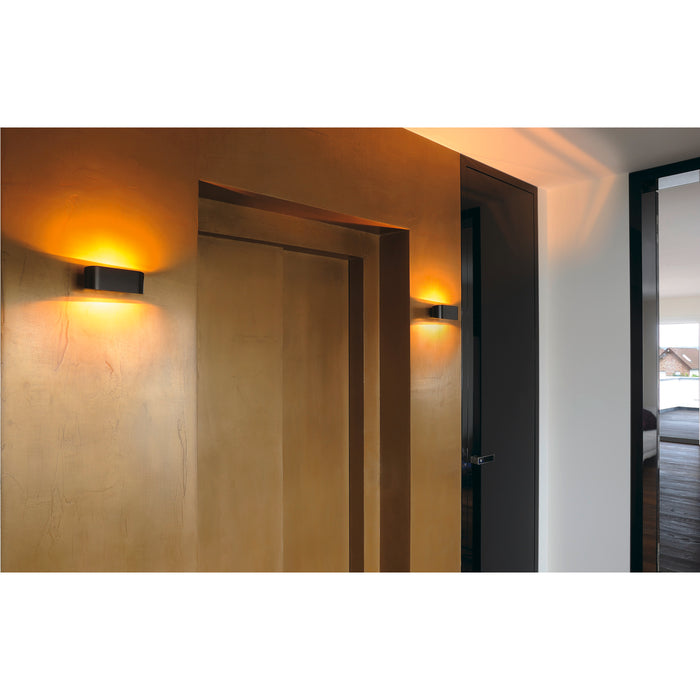 Ambient picture of SLV OSSA 180 wall light, QT-DE12, oval, up/down, black, L/W/H 18/8/7 cm, max. 100W