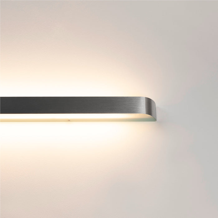 Similar figure of SLV ARLINA T5 24, wall light, T16, brushed aluminium, frosted glass, L/W/H 67/6.5/6 cm, max. 24W, incl. electronic ballast